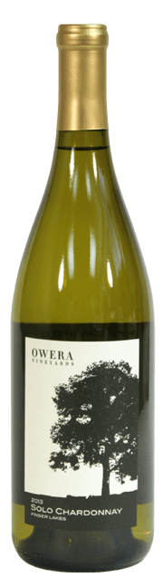 Solo Chardonnay 2017 bottle product shot